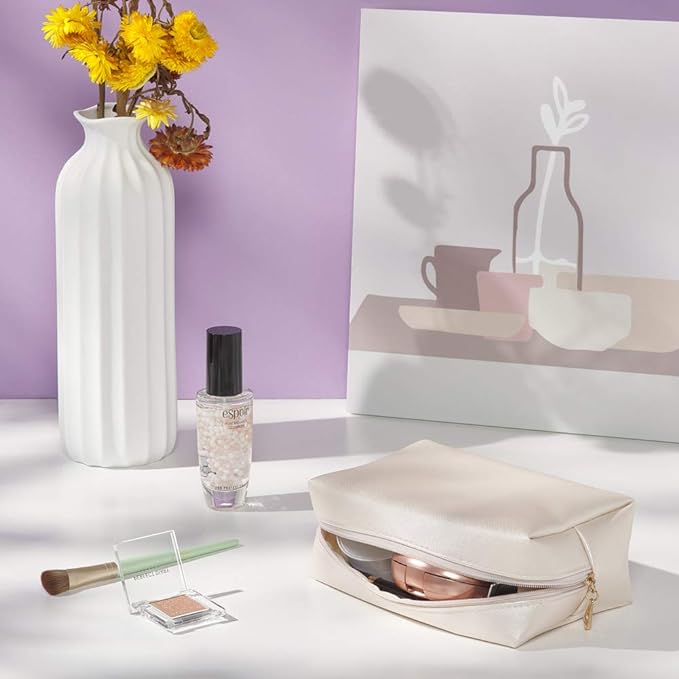 PU Leather Cosmetic Bag for Women Minimalism Makeup Bag for Daily Use Portable Storage Purse Small Neat Cosmetic Pouch Water-resistant Toiletry Bag for Travel (Ivory White)