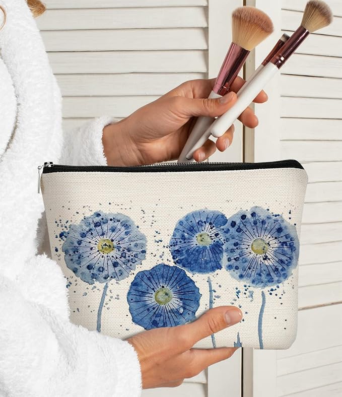 Watercolor Blue Flowers Makeup Bag,Spring Summer Flower Cosmetic Bag Best Gift Idea for Teen Girls Women,Birthday Christmas Gifts for Girls Women Daughter Sister