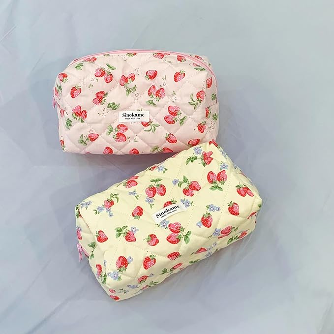 Cute Quilted Makeup Bag, Coquette Strawberry Skincare Pouch Aesthetic Cosmetic Travel Skincare Brush Organizer Pouches Makeup for Women,Strawberry me Up