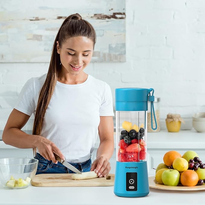 Portable Blender, Mini Personal Blender Bottles for shakes and smoothies,Cordless with USB-C Rechargeable To Go Mixer Electric Blender juicer Cup for Fruit Juice Protein mixes (Blue)