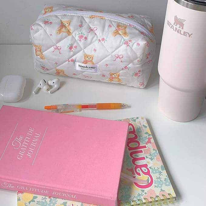Cute Quilted Makeup Bag Pencil Pouch, Handmade Bow Floral Aesthetic Cosmetic Pencil Case Toiletry Brushes Organizer Bag for Women, Bear Core
