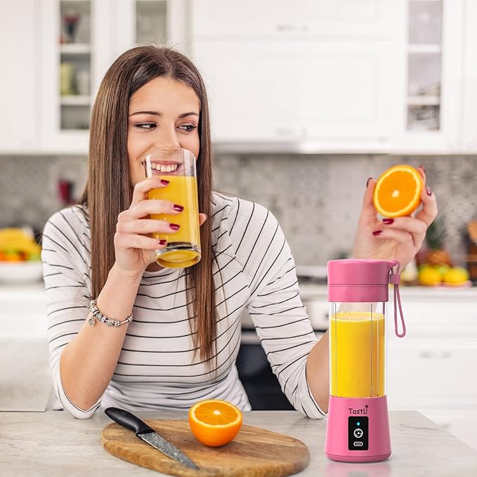 Portable Blender, Mini Personal Blender Bottles for shakes and smoothies,with USB Rechargeable On The Go Mixer Electric Blender juicer Cup for Fruit Juice Protein mixes (Pink)