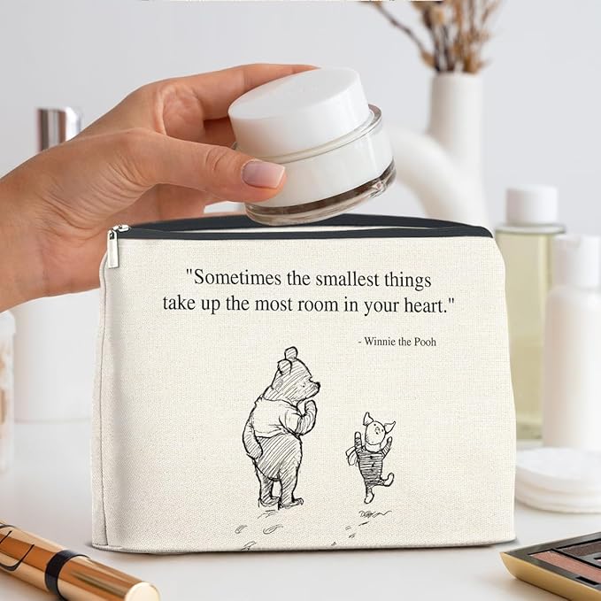 YeleY Pooh Bear Gifts for Women Girls, Classic Makeup Bag for Women Girls Friends, Inspirational Pooh Bear Cosmetic Bag Makeup Zipper Pouch