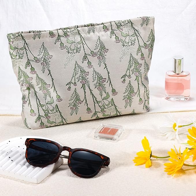 Flower Makeup Bag Travel Large Cosmetic Bag for Women Cute Leaf Makeup Pouch Zipper Cosmetic Pouch for Purse Aesthetic Green Floral Skincare Organizer Portable Toiletry Bag