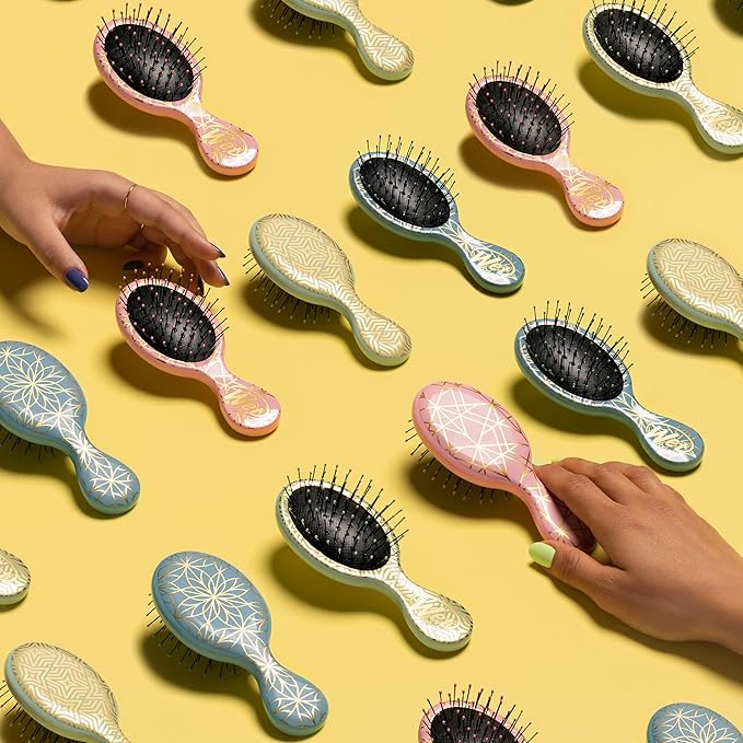 Wet Brush Mini Detangler Hair Brush, Peach
