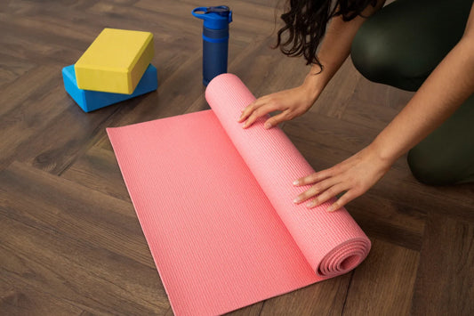 Beginner’s Guide to Choosing the Right Yoga Mat, Block, and Strap