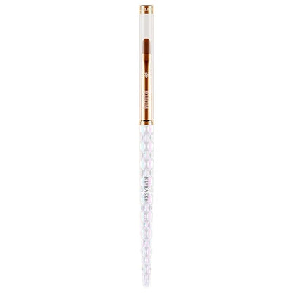 Kiara Sky Nail Art Brush | M Round | for cleaning around cuticle, applying builder gel and even creating the perfect French manicure!