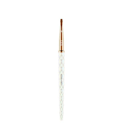 Kiara Sky Nail Art Brush | M Flat | ideal for blending and shading