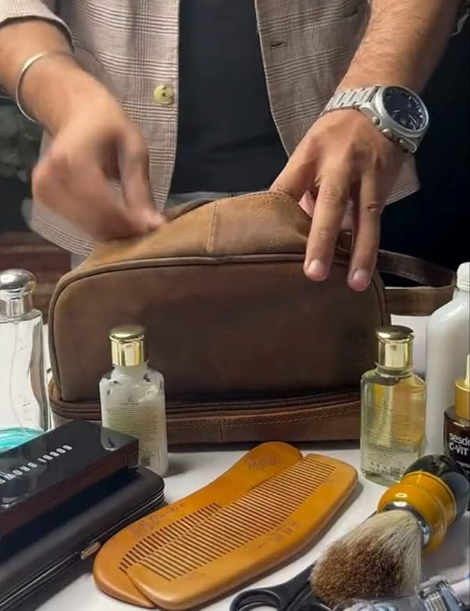 RUSTIC TOWN Leather Toiletry Bag for Men Travel Shaving Dopp Kit Toiletries Organizer Cosmetic Makeup Bag for Women