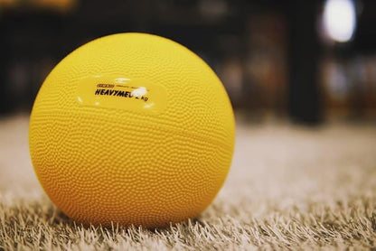 Gymnic Heavymed 2 Medicine Ball 15cm/2 kg/4.4 kg/4.4 lb,