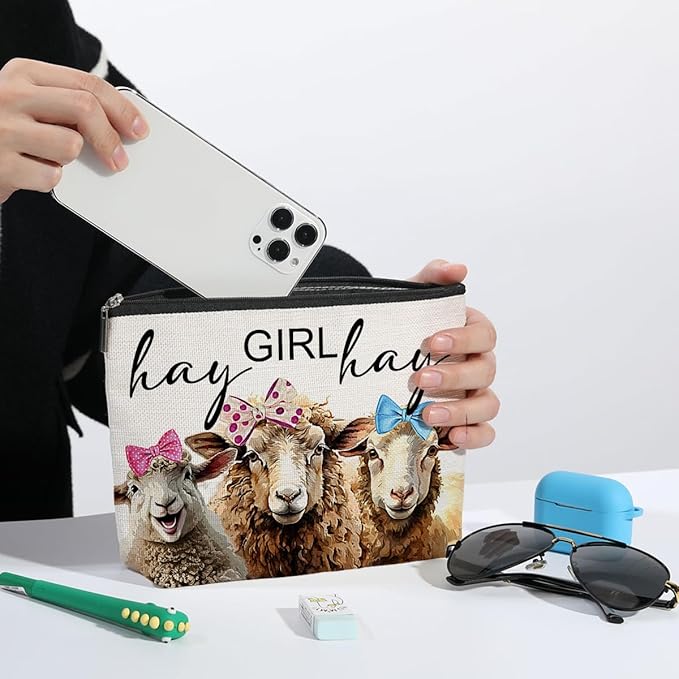 Vintage Funny Sheep Gifts Farm Animals Western Makeup Bag Animal Gifts Graduation Mothers Day Birthday Sheep Lover Gift for Girls Women Best Friends Daughter Sister Niece Cosmetic Bag Hay girls Hay
