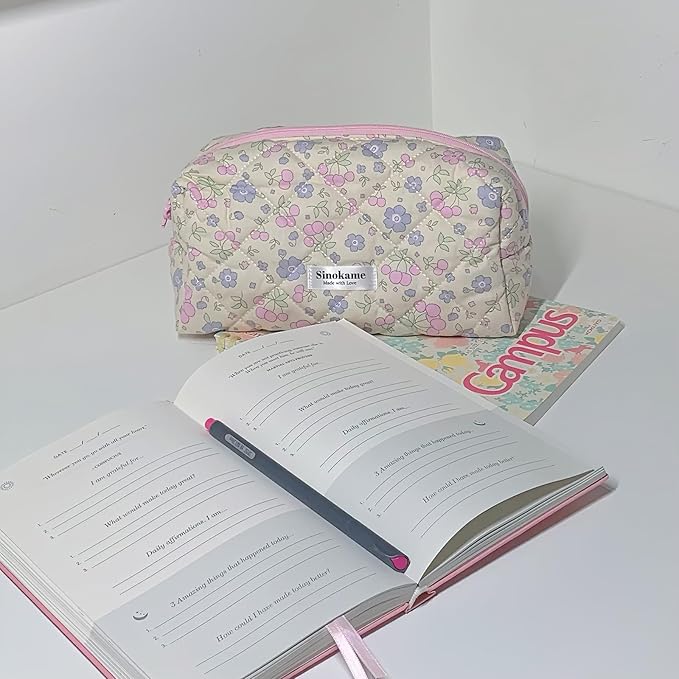 Coquette Makeup Bag Cosmetic Bag for Women, Handmade Cotton Quilted Pouches Reusable Travel Toiletry Bag Organizer Brushes, Beige Flowers