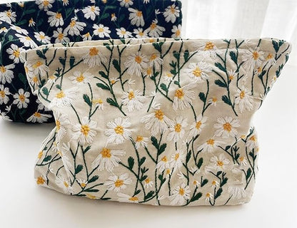 Cosmetic Bags for Women Makeup Bag Large Capacity Purse Travel Toiletry Zipper Storage Pouch Make up Brushes Organizer for Gifts (Daisy, White)