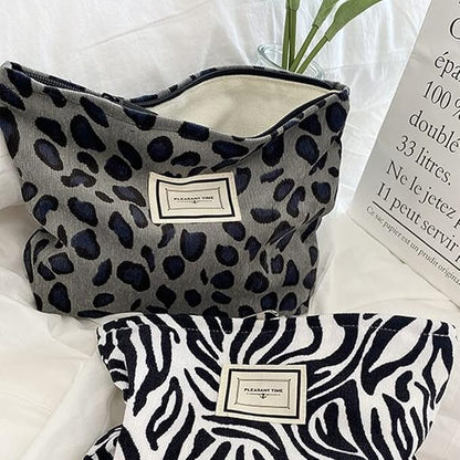 Cosmetic Bags for Women Makeup Bag Large Capacity Toiletry Purse Travel Zipper Storage Pouch Make up Brushes Organizer for Gifts (Grey, Leopard)