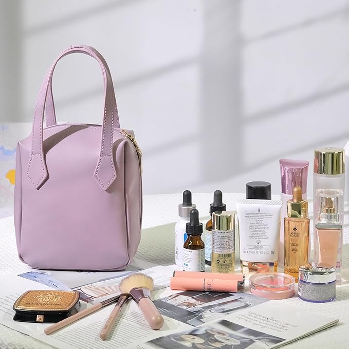 Makeup Bag, Cosmetic Bag Travel, Large Capacity Portable Make up Traveling Organizer Bag, PU Leather Cosmetic Bag with Zippers Handle Compartments, Travel Toiletry Bag for Women Teens Girls