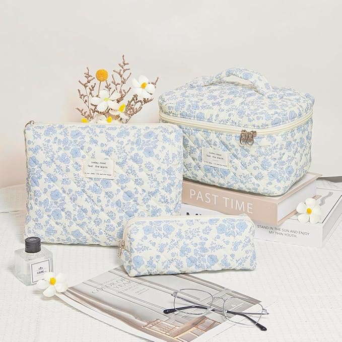 Makeup Bag, Quilted Makeup Bag Set of 3, Large Floral Make Up Bag for Women, Cotton Makeup Bag with Handle, Cosmetic Bag Organizer for Women Travel Set (Light Blue Flower)