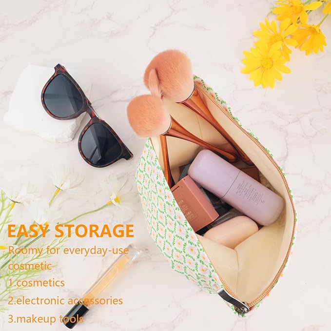 ZLFSRQ Flower Makeup Bag Travel Cute Floral Cosmetic Bag for Women Girls Small Pink Flower Makeup Zipper Portable Storage Toiletry Pouch for Purse Aesthetic Christmas Essential Cosmetic Organizer