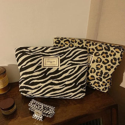 Cosmetic Bags for Women Makeup Bag Large Capacity Purse Travel Toiletry Zipper Storage Pouch Make Up Brushes Organizer for Gifts (Yellow, Leopard)