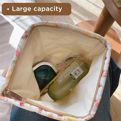 Floral Makeup Bag Large Cotton Quilted Cosmetic Makeup Bag Organizer, Aesthetic Portable Pouch Purse Toiletry Bag for Women Girls Travel accessories (Red Floral-L)