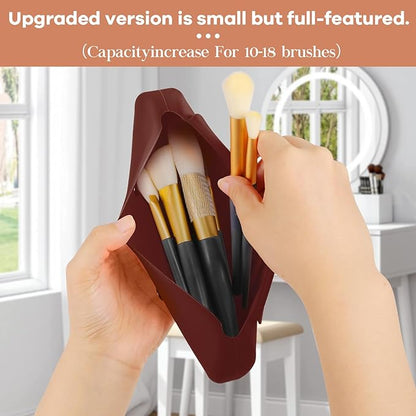 Travel Makeup Brush Holder，Silicone Makeup Brush Holder ，Portable Cosmetic Organiser with Two Upgraded Anti-fall Off Magnetic Clips ， foldable, large capacity -Coffee