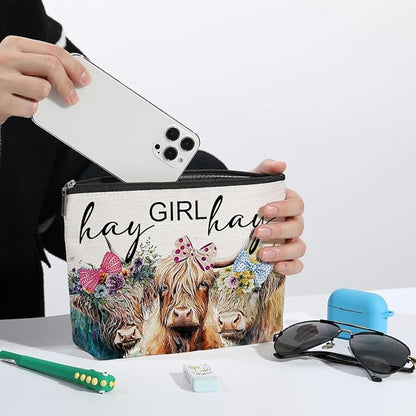ZHAMEN Vintage Funny Cow Print Stuff Farm Animals Western Makeup Bag Stuff Graduation Mothers Day Birthday Cow Gifts for Girls Women Lovers Friends Daughter Sister Coworker Cosmetic Bag Hay girls Hay