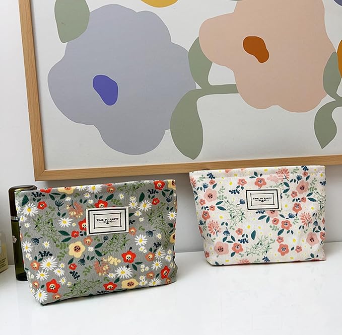 Flower Fabric Makeup Bag for Purse, Vintage Corduroy Cosmetic Pouch Bag, Portable Travel Handbag for Women Girls (Bean green flowers)