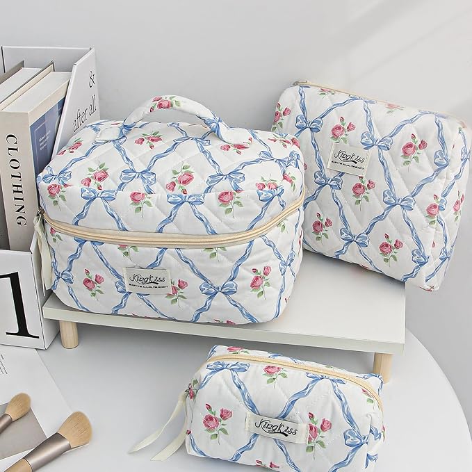 kingkiss Makeup Bag, Quilted Cosmetic Bag, Large Capacity Make Up Bag for Women, Cute Floral Storage Toiletry Bag Travel Storage Makeup Bag(Blue)