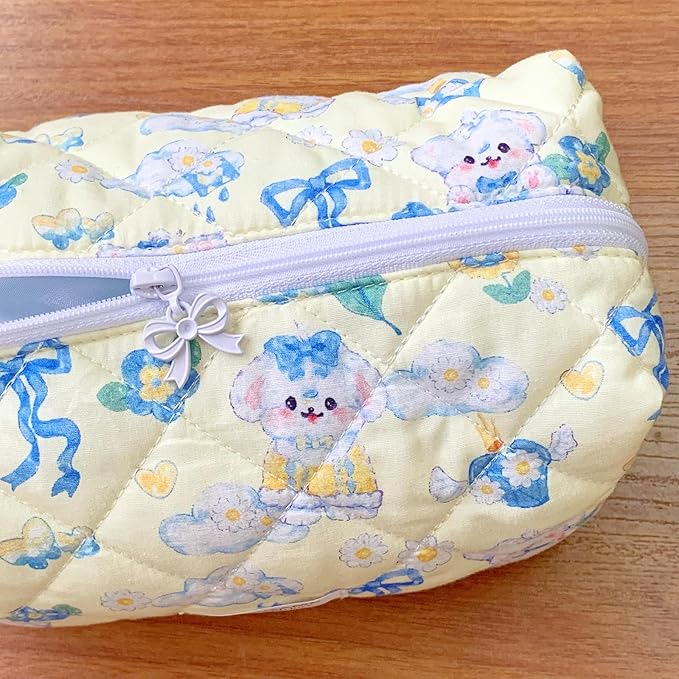 Small Makeup Bag,Cotton Quilted Cosmetic Bag Travel Toilery Organizer Pouches Coqutee Puppy Dog Bow Aesthetic Bag for Women Gifts,Puppy Core