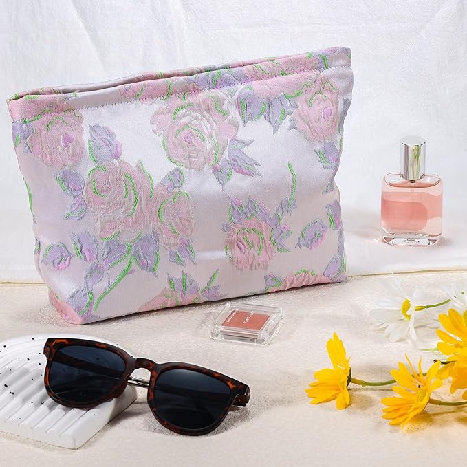 Flower Makeup Bag Travel Large Cosmetic Bag for Women Cute Rose Makeup Pouch Zipper Cosmetic Pouch for Purse Aesthetic Pink Floral Make up Organizer Bag Portable Toiletry Bag