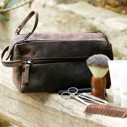 RUSTIC TOWN Buffalo Leather Toiletry Bag : Vintage Travel Shaving & Dopp Kit : for Toiletries, Cosmetics & More : Spacious Interior & Waterproof Lining : Compact, Fits Easily in Luggage
