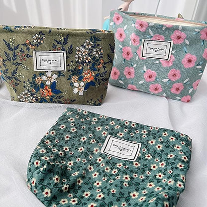 Flower Fabric Makeup Bag for Purse, Vintage Corduroy Cosmetic Pouch Bag, Portable Travel Handbag for Women Girls (Green with white flowers)