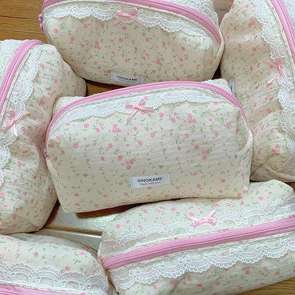 Handmade Cotton Quilted Floral Makeup Bag, Bow Small Cosmetic Bag Cute Coquette Fluffy Soft Reusable Toiletry Pouches Organizer, Reusable Washable Bags for Women Gifts(Springknows)