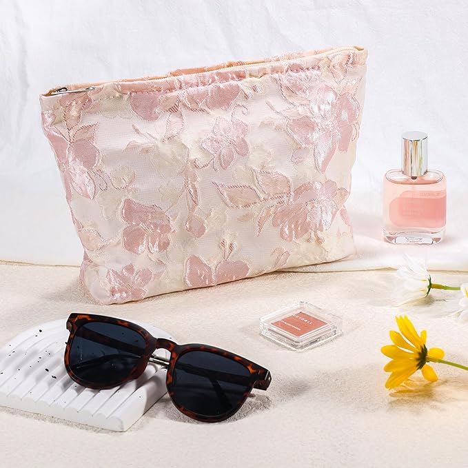 Flower Makeup Bag Travel Large Floral Cosmetic Bags for Women Cute Makeup Pouch Zipper Cosmetic Pouch for Purse Embossed Pink Aesthetic Make up Organizer Bag Portable Toiletry Bag