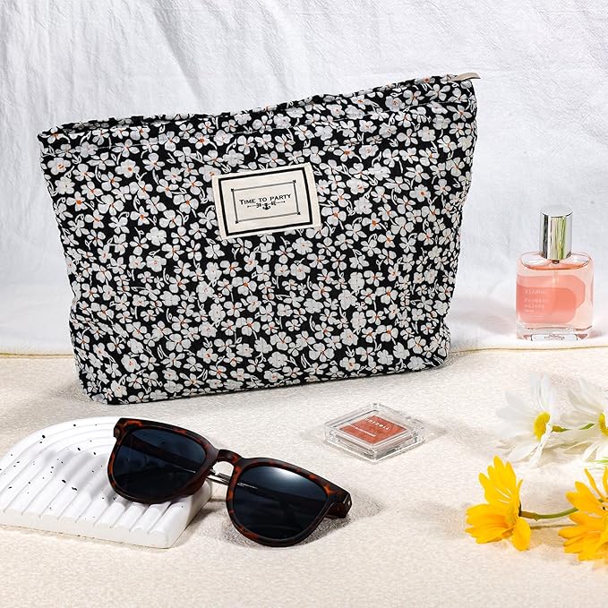 Flower Makeup Bag Travel Large Cosmetic Bag for Women Cute Cotton Makeup Pouch Zipper Cosmetic Pouch for Purse Aesthetic Black Floral Make up Organizer Bag Portable Toiletry Bags