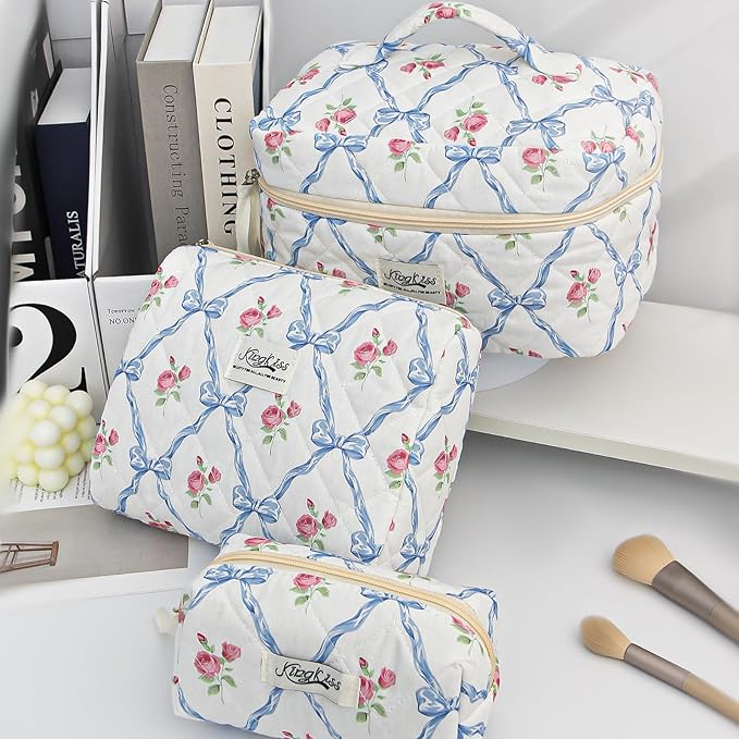 kingkiss Makeup Bag, Quilted Cosmetic Bag, Large Capacity Make Up Bag for Women, Cute Floral Storage Toiletry Bag Travel Storage Makeup Bag(Blue)