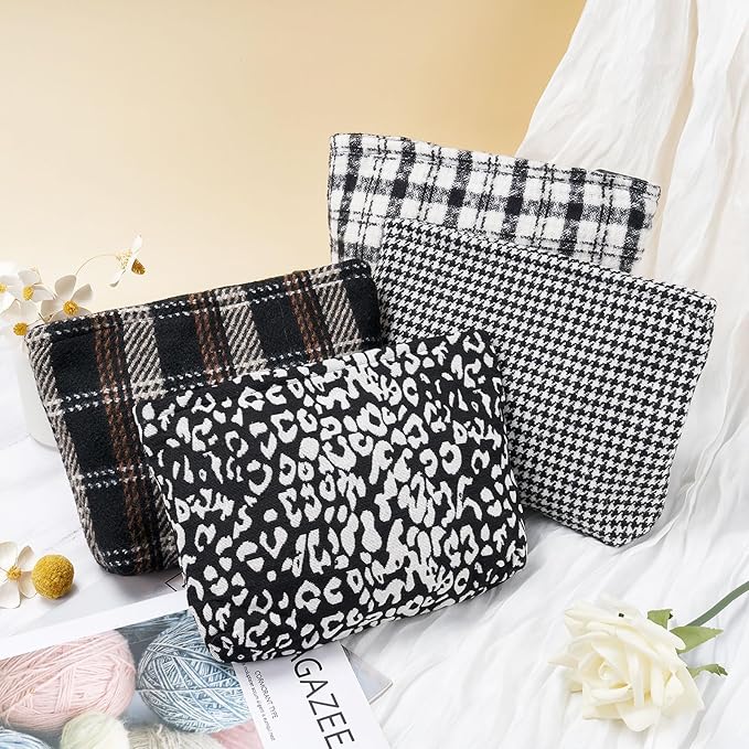 WOZEAH Checkered Makeup Bag for Purse Small Cosmetic Pouch,Stylish Zipper Make up Pouch Travel Canvas Toiletry Bags(Houndstooth)
